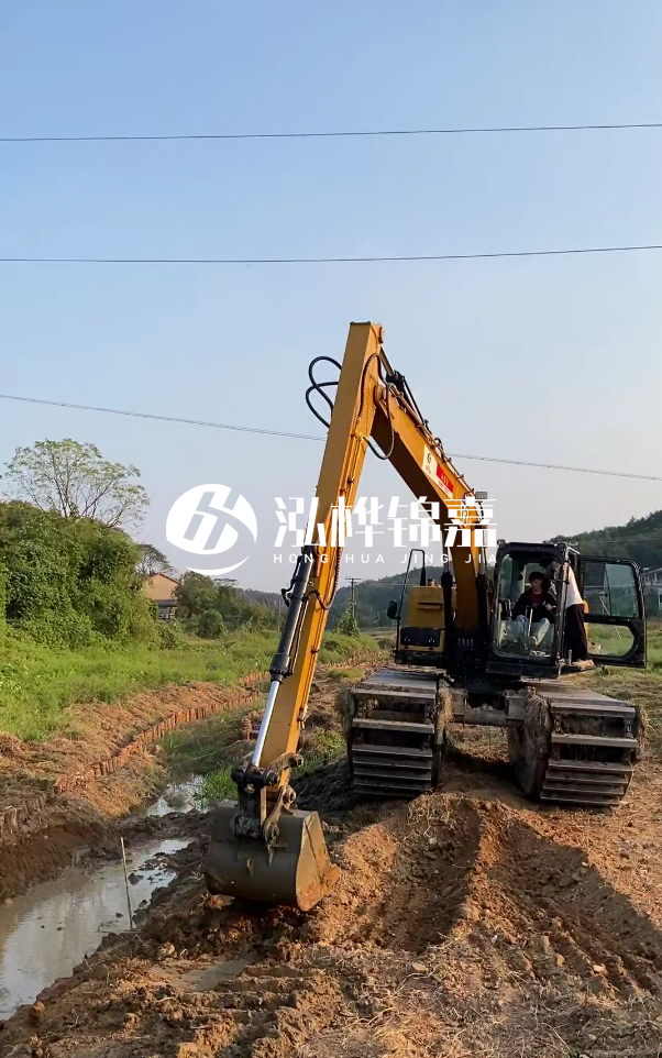 棗莊河道清淤專(zhuān)業(yè)施工-水挖機(jī)清淤能清理多深的淤泥？
